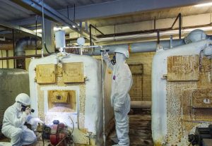 How to Find a Job in the Asbestos Remediation Sector